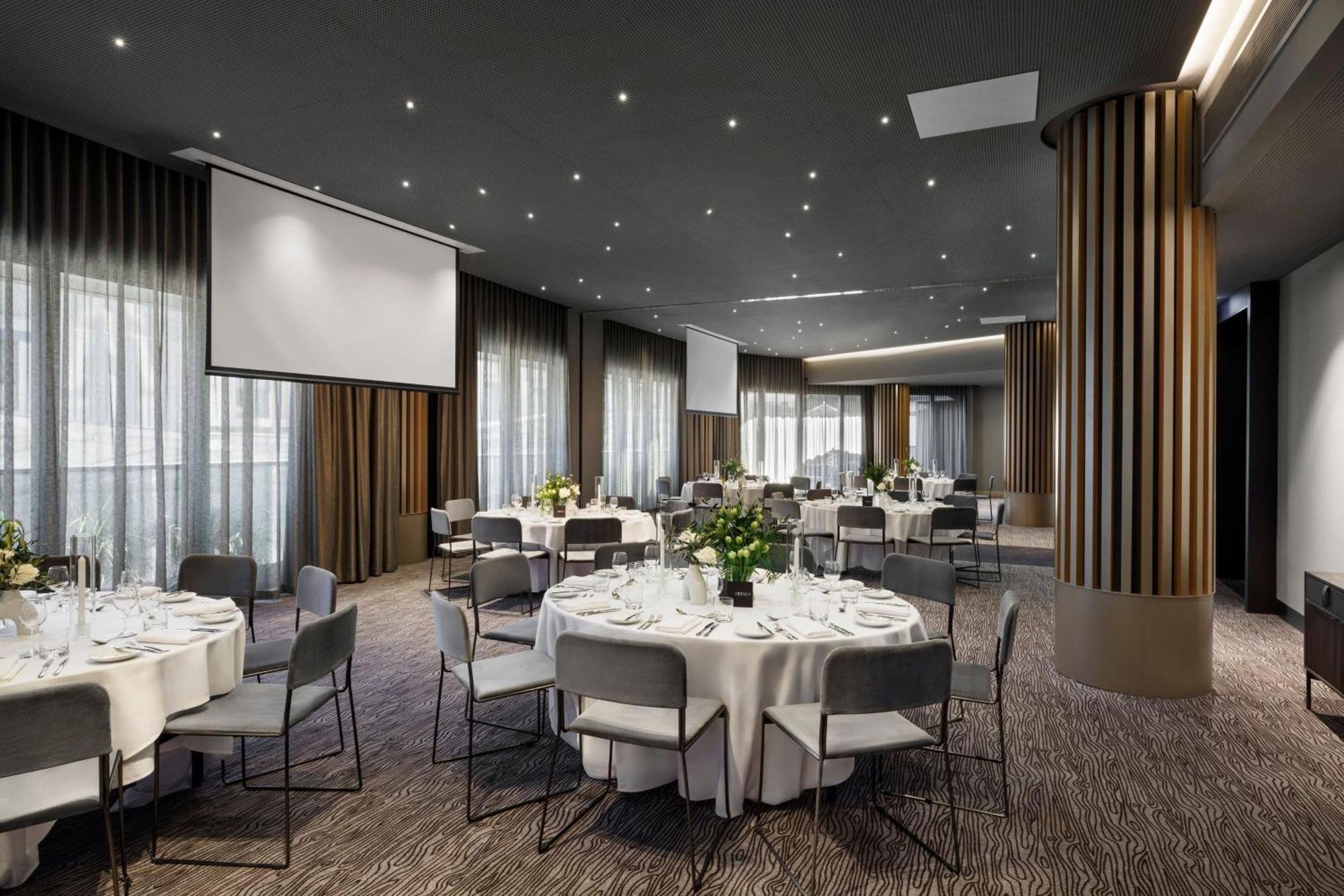 Melbourne Marriott Hotel Docklands Εξωτερικό φωτογραφία The Westin Ballroom